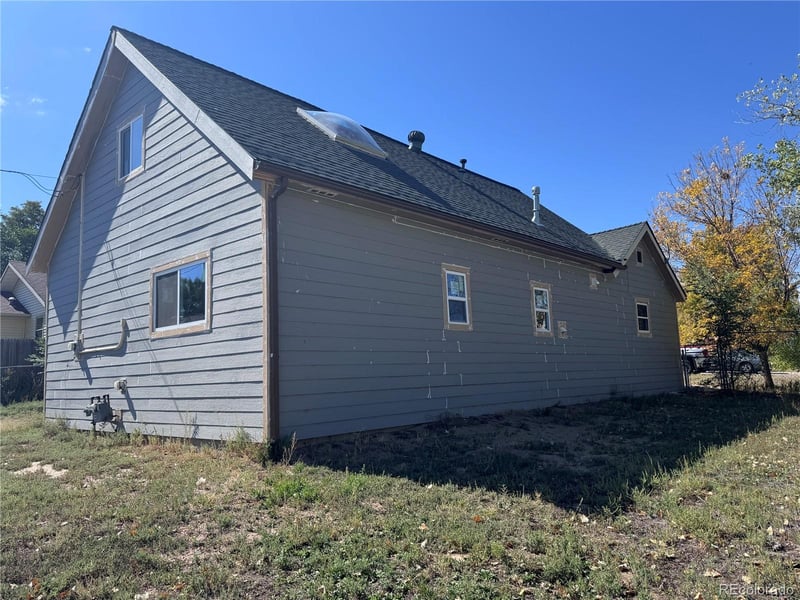 660 Hickory St, Hudson, CO 80642