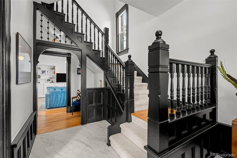 2521 N Vine St, Denver, CO 80205