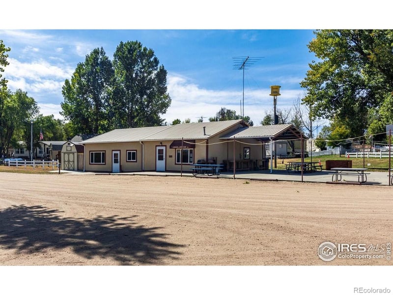 160 Kiowa Rd, Weldona, CO 80653