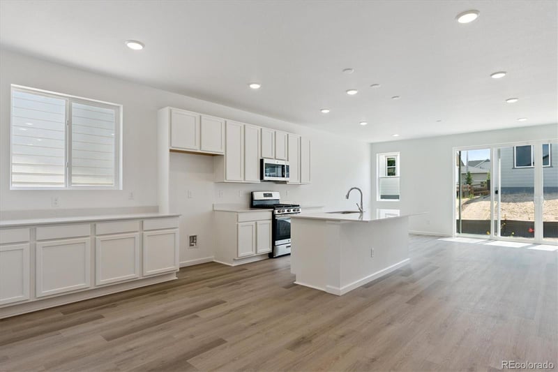 8436 Vona Ln, Littleton, CO 80125