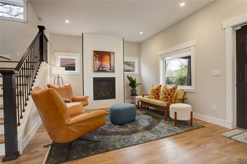 2568 Clermont St, Denver, CO 80207