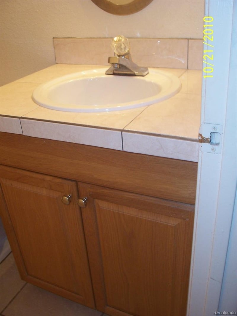 10742 Exposition Ave #124, Aurora, CO 80012