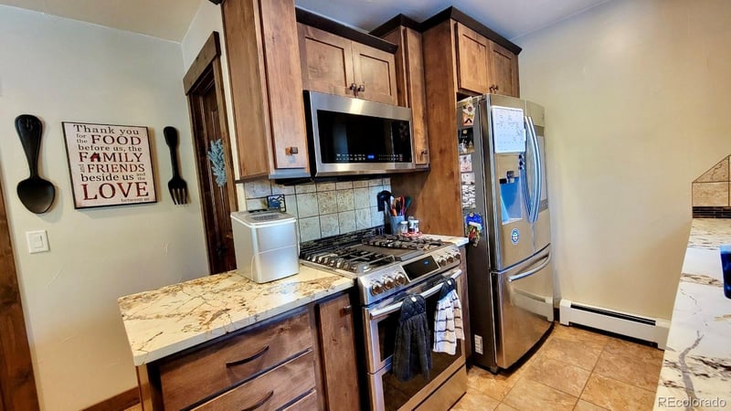 8946 Cottonwood Dr, Beulah, CO 81023
