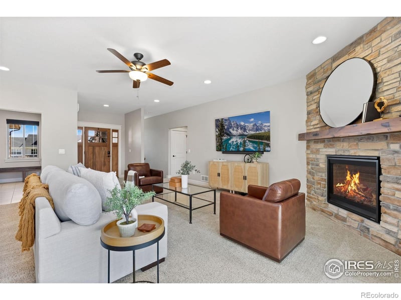 18619 Hill Lake Dr, Johnstown, CO 80534