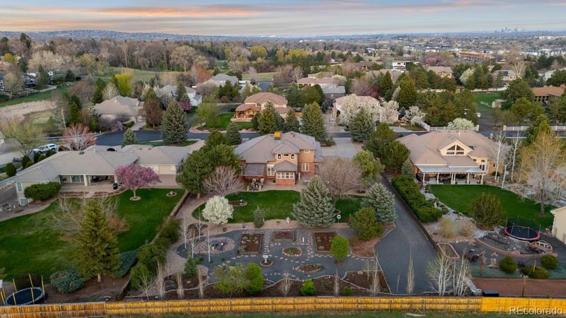 5925 Zinnia Ct, Arvada, CO 80004
