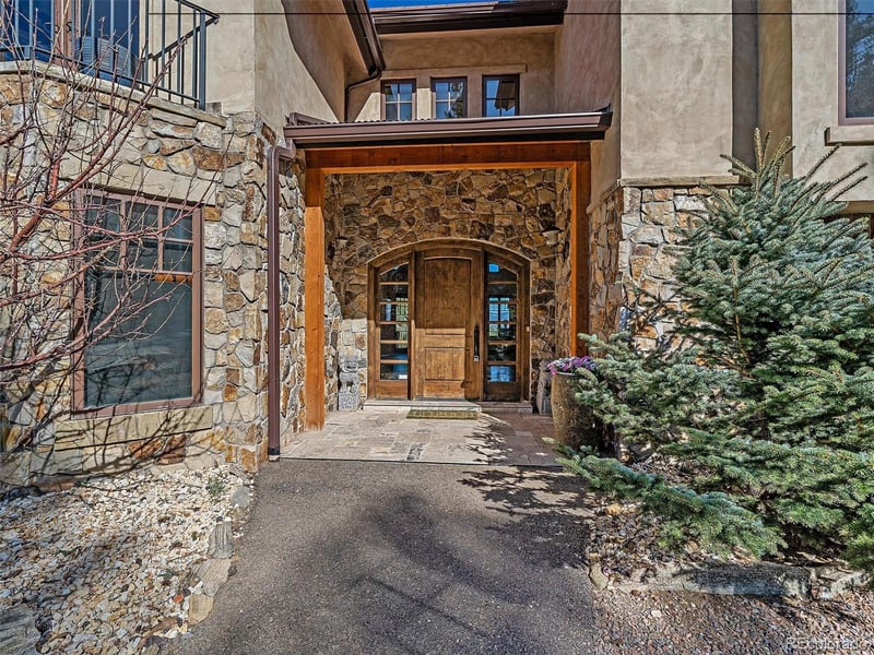 580 Packsaddle Trl, Evergreen, CO 80439