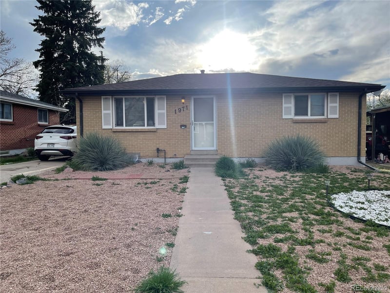1971 Dahlia St, Denver, CO 80222