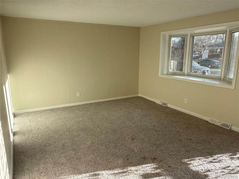 12457 Virginia Pl, Aurora, CO 80012