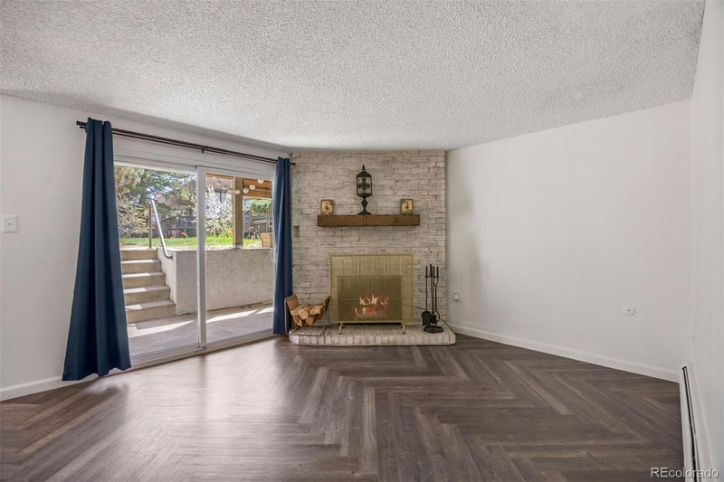 2700 Holly St #100, Denver, CO 80222