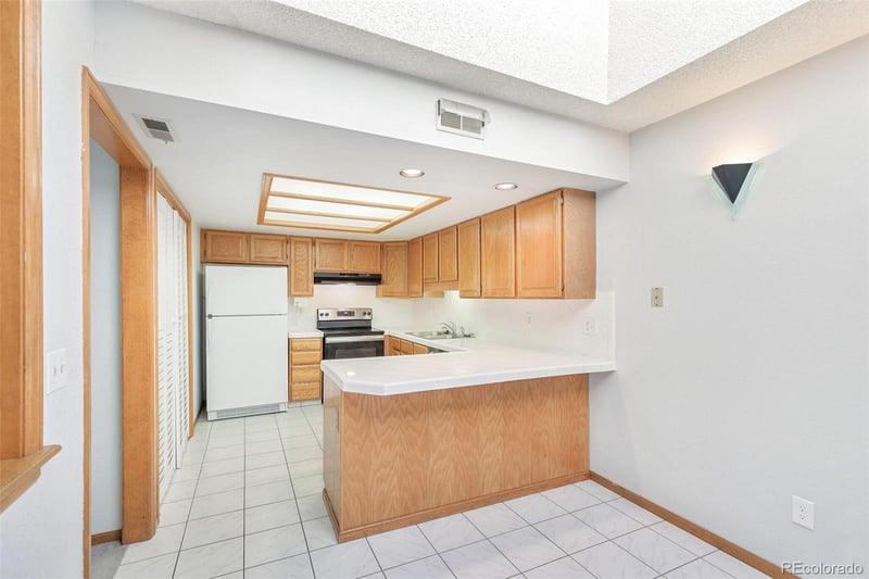 1350 Idalia St #G, Aurora, CO 80017