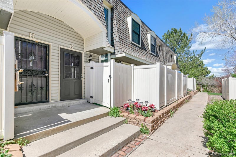 1350 Idalia St #G, Aurora, CO 80017