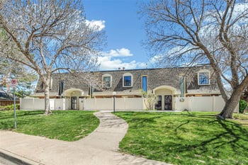 1350 S Idalia St #G, Aurora, CO 80017