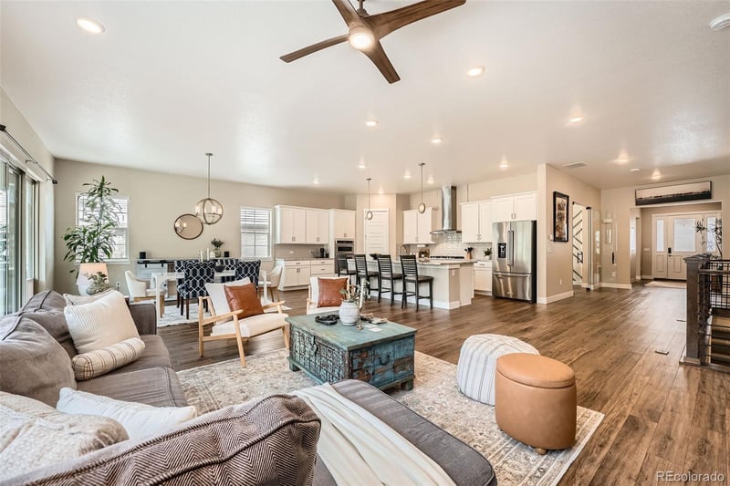 2134 S Poppy St, Lakewood, CO 80228