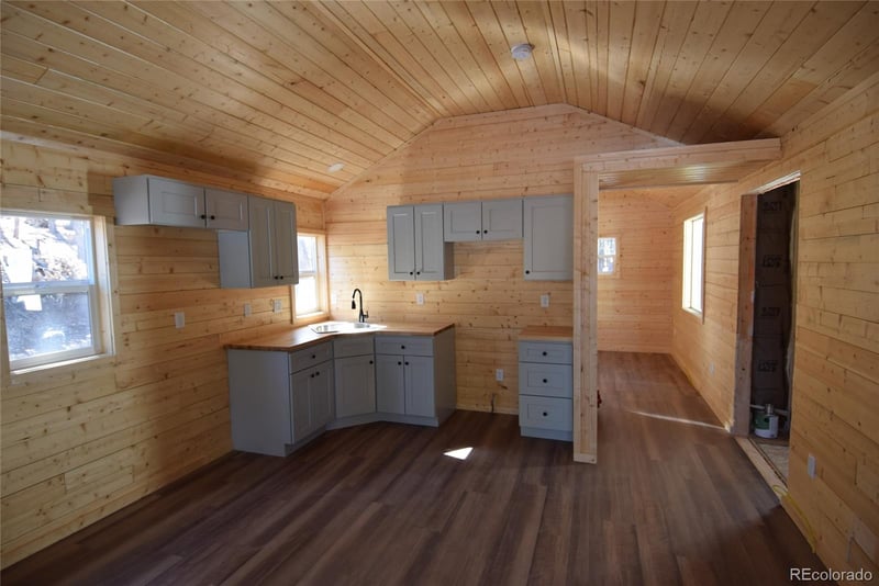 105 Bull Domingo Ln, Westcliffe, CO 81252
