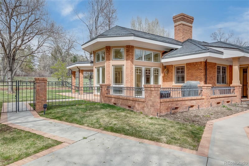 5405 S Cottonwood Ct, Greenwood Village, CO 80121