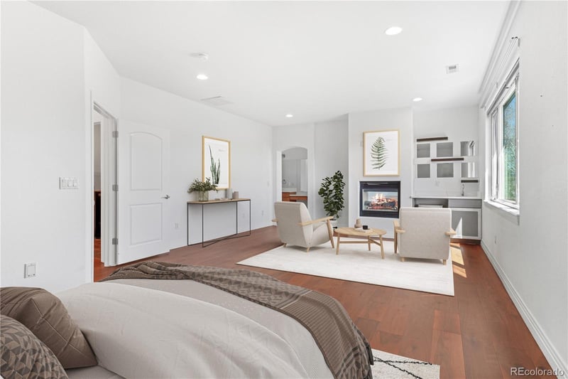 1204 S Balsam Ct, Lakewood, CO 80232