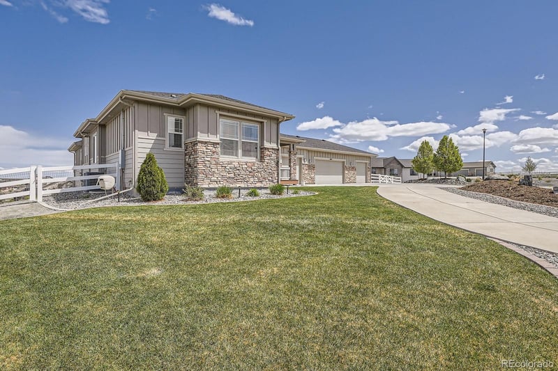8625 E 125th Ct, Thornton, CO 80602