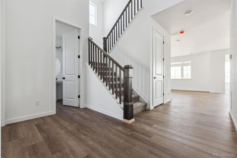 25214 E Warren Pl, Aurora, CO 80018