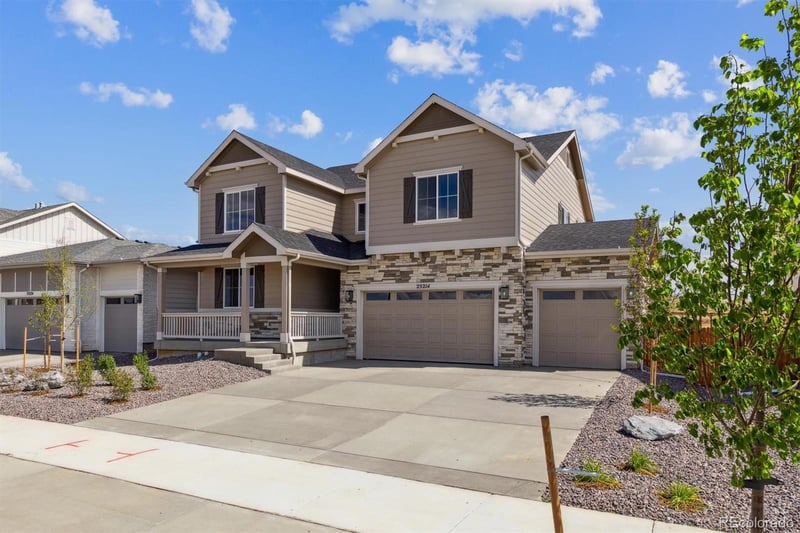 25214 E Warren Pl, Aurora, CO 80018
