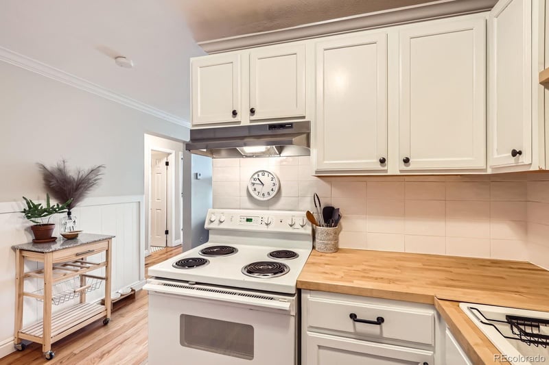 1390 Emerson St #407, Denver, CO 80218