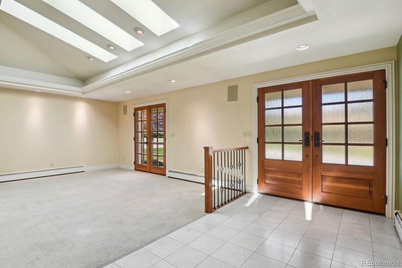 5460 S Locust St, Greenwood Village, CO 80111