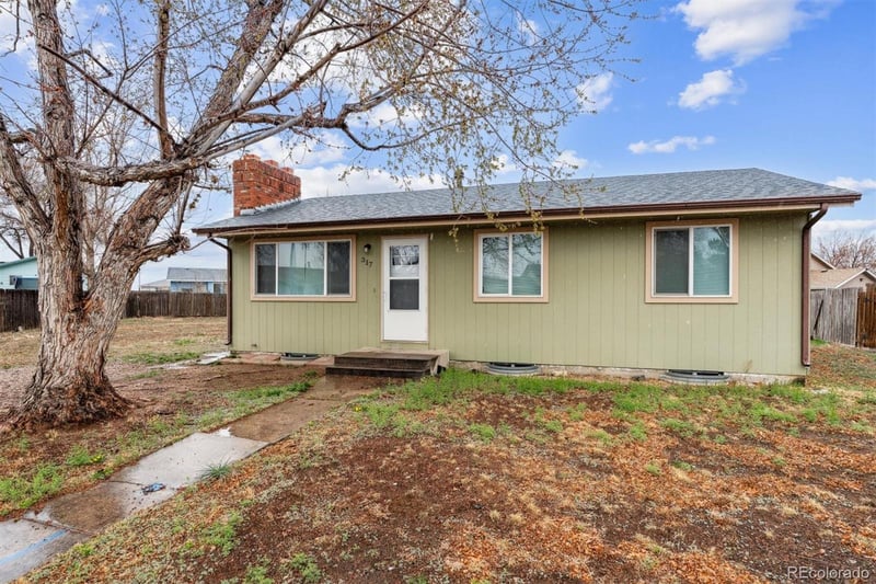 317 Stockton Ct, Gilcrest, CO 80623