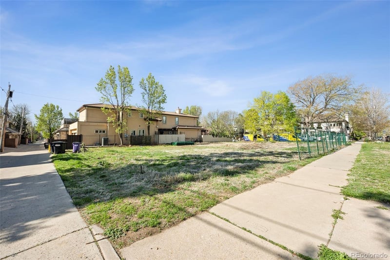 490 Madison St, Denver, CO 80206