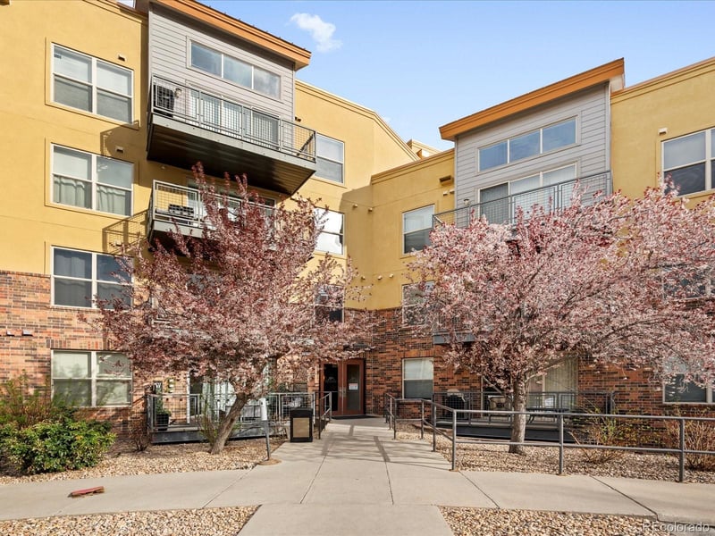 9019 Panorama Cir #D320, Englewood, CO 80112