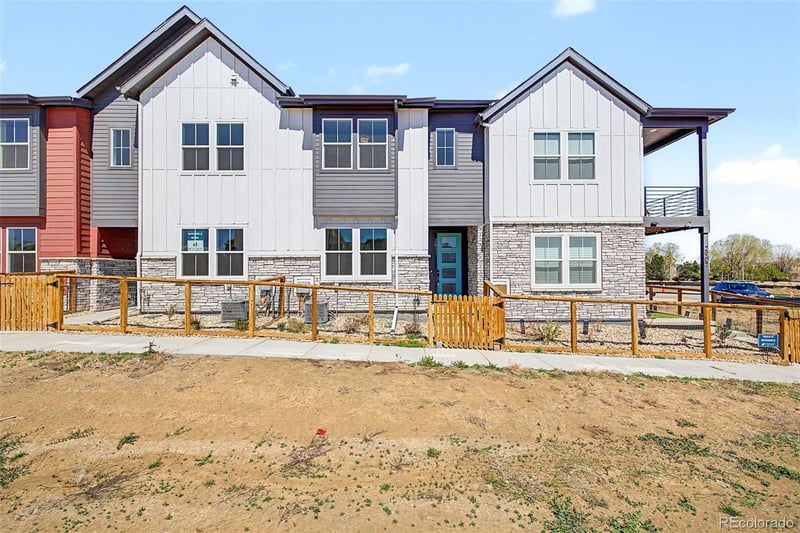 2897 103rd Dr, Thornton, CO 80229