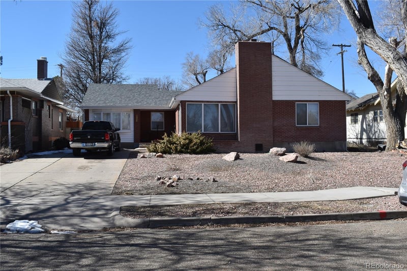1006 Park Ave, La Junta, CO 81050