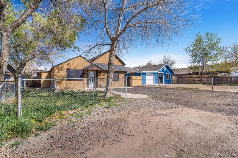 540 Hickory St, Hudson, CO 80642