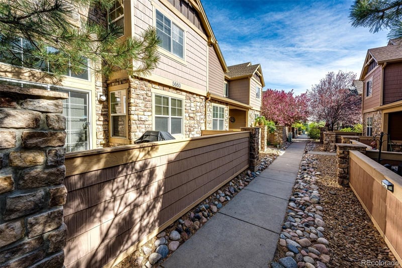 5660 Algonquian Way #C, Aurora, CO 80016
