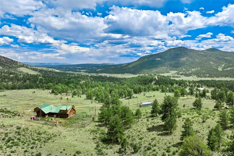 660 Wagon Wheel Rd, Guffey, CO 80820