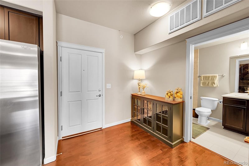 1044 Rockhurst Dr #401, Highlands Ranch, CO 80129