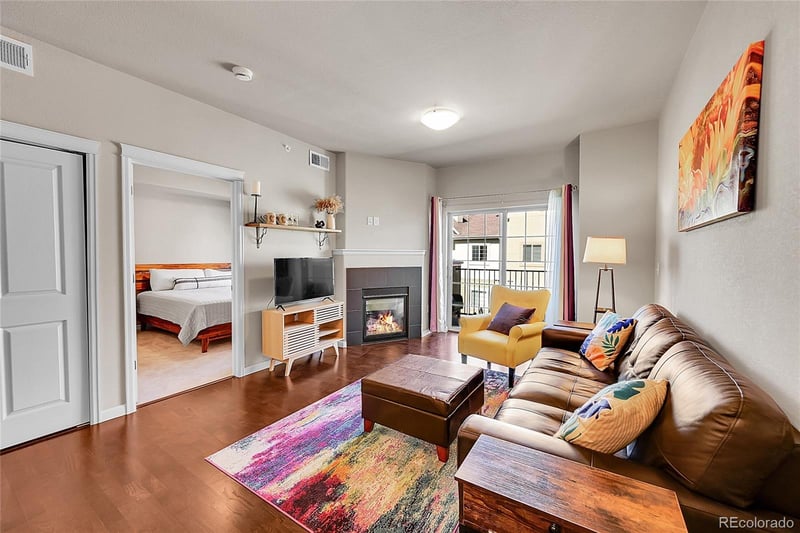 1044 Rockhurst Dr #401, Highlands Ranch, CO 80129