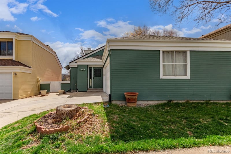 2675 S Deframe Cir, Lakewood, CO 80228