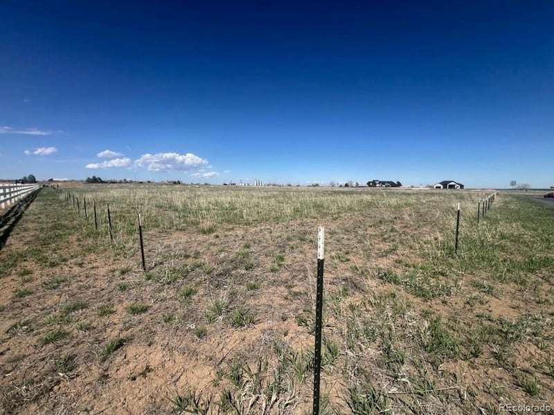 56189 E Tomahawk Ave, Strasburg, CO 80136
