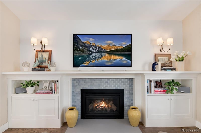 8004 S Oneida Ct, Centennial, CO 80112