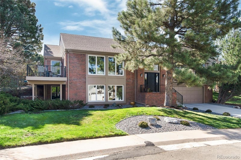 8004 S Oneida Ct, Centennial, CO 80112