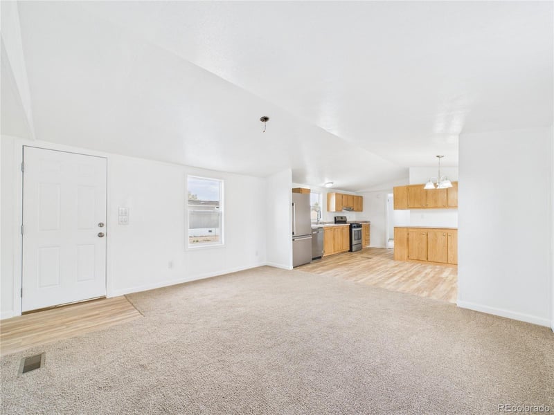 954 S Silt Dr, Pueblo, CO 81007