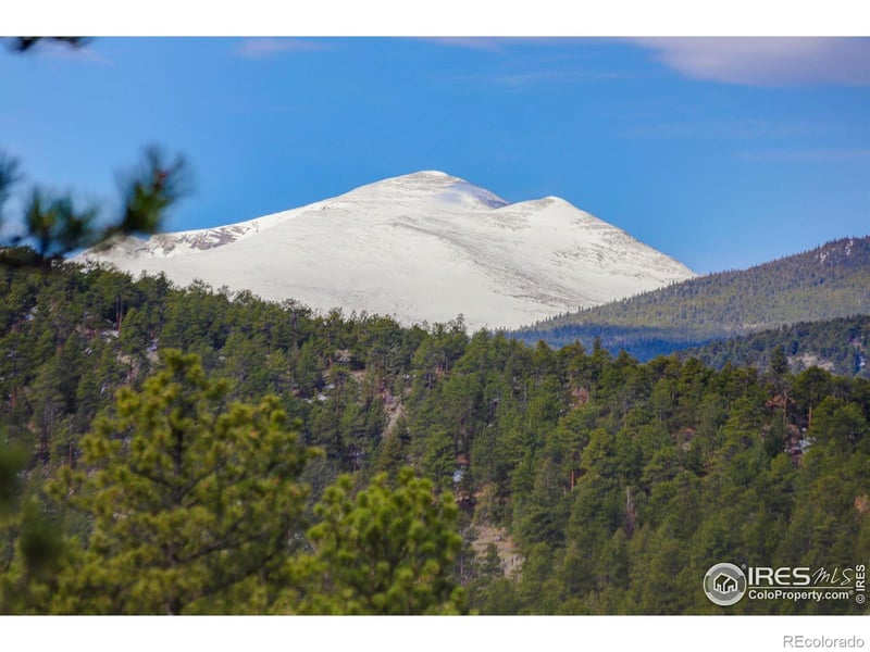 147 Cedar Dr, Lyons, CO 80540