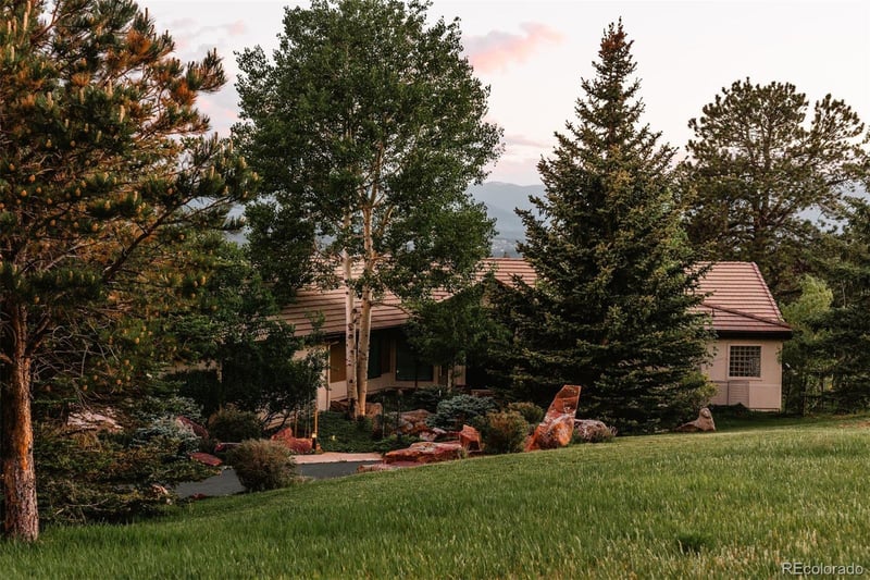 1621 Baneberry Ln, Golden, CO 80401