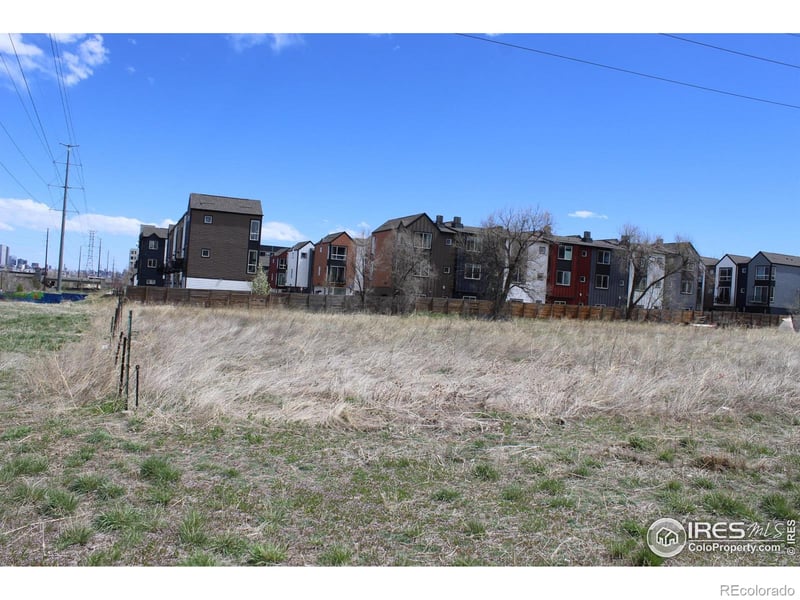 5701 10th Ave, Lakewood, CO 80214