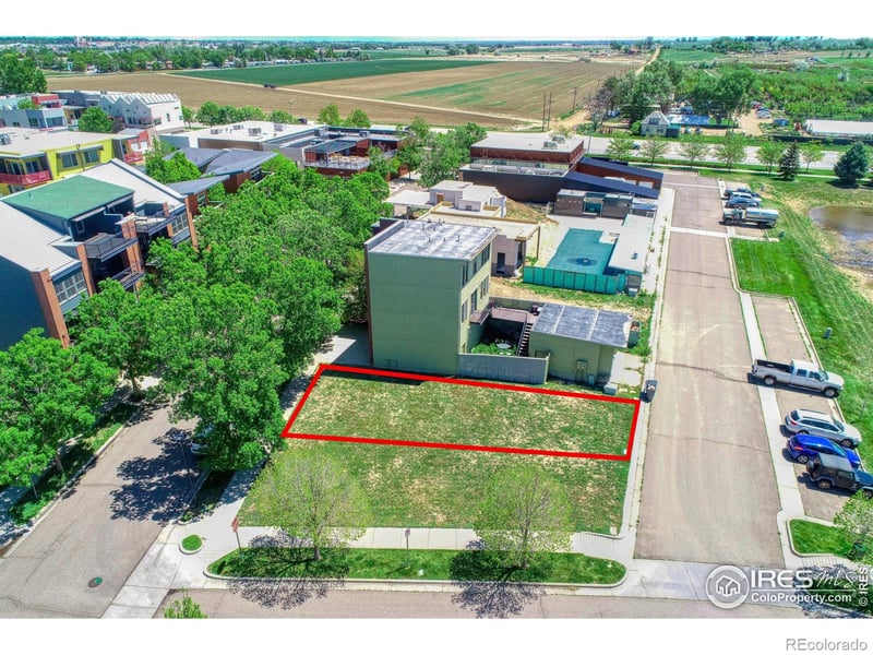 1105 Neon Forest Cir, Longmont, CO 80504