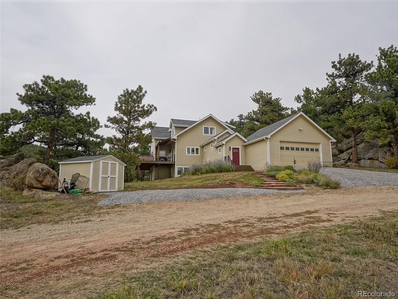 180 Valley View Ln, Lyons, CO 80540