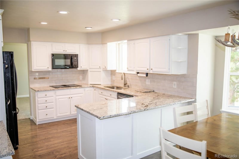 10554 Tanglewood Rd, Franktown, CO 80116