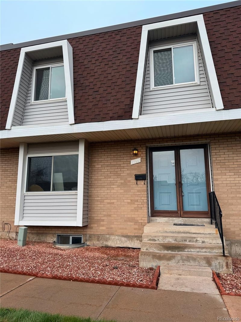 528 S Youngfield Ct, Denver, CO 80228