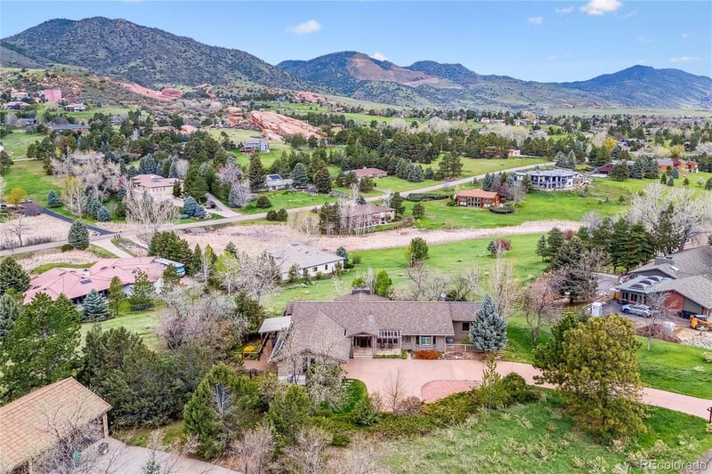 6093 Willowbrook Dr, Morrison, CO 80465