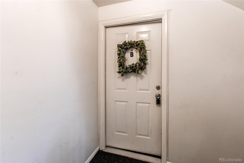 2350 S Linden Ct, Denver, CO 80222