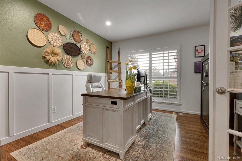 4220 S Yarrow Ct, Lakewood, CO 80235